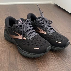 Brooks Ghost 14 Women's Neutral Running Shoe - wide